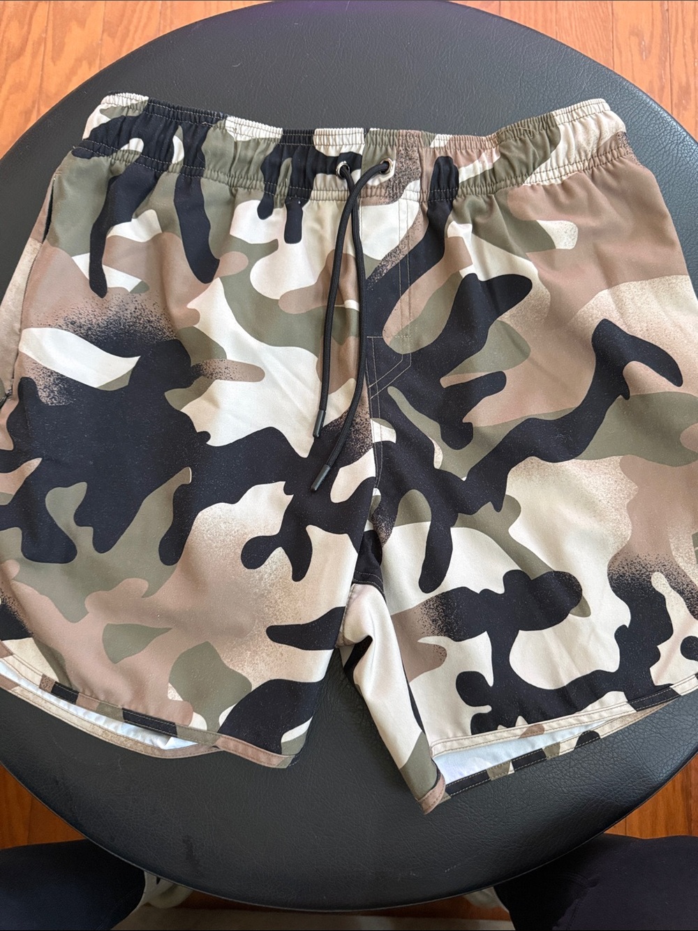 NFQ Mens lined shorts M- Olive/Brown